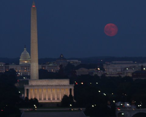 Moonrise over D.C. on Aug. 25, 2010